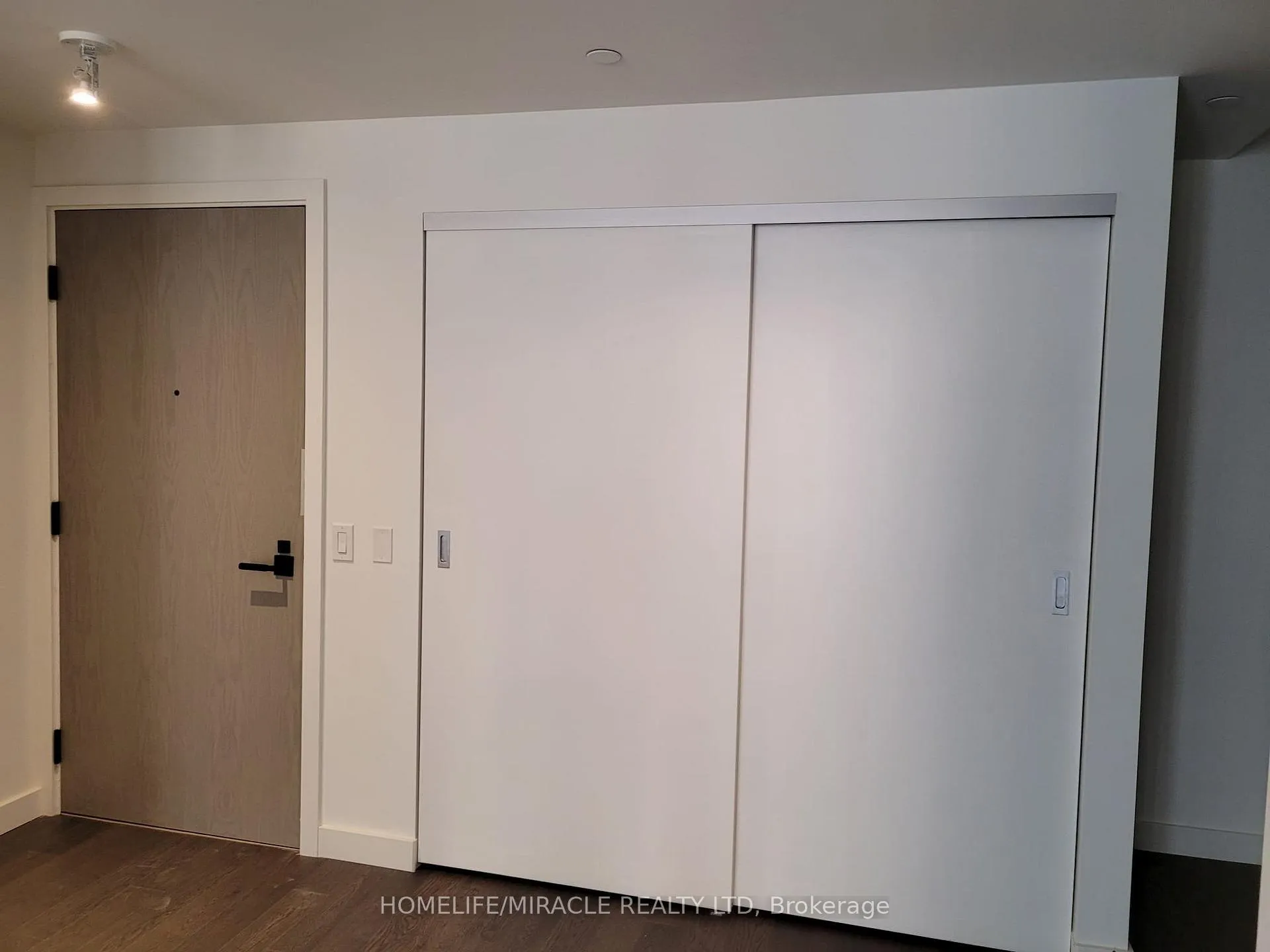 Photo 8 of Unit 801, 2A Church Street, Toronto, Waterfront Communities — HOMEH