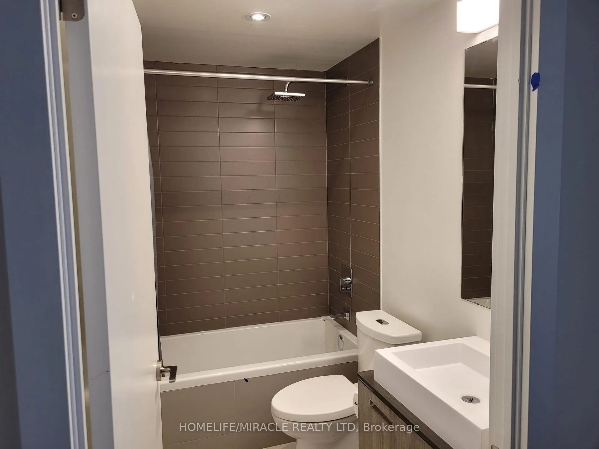 Photo 12 of Unit 801, 2A Church Street, Toronto, Waterfront Communities — HOMEH