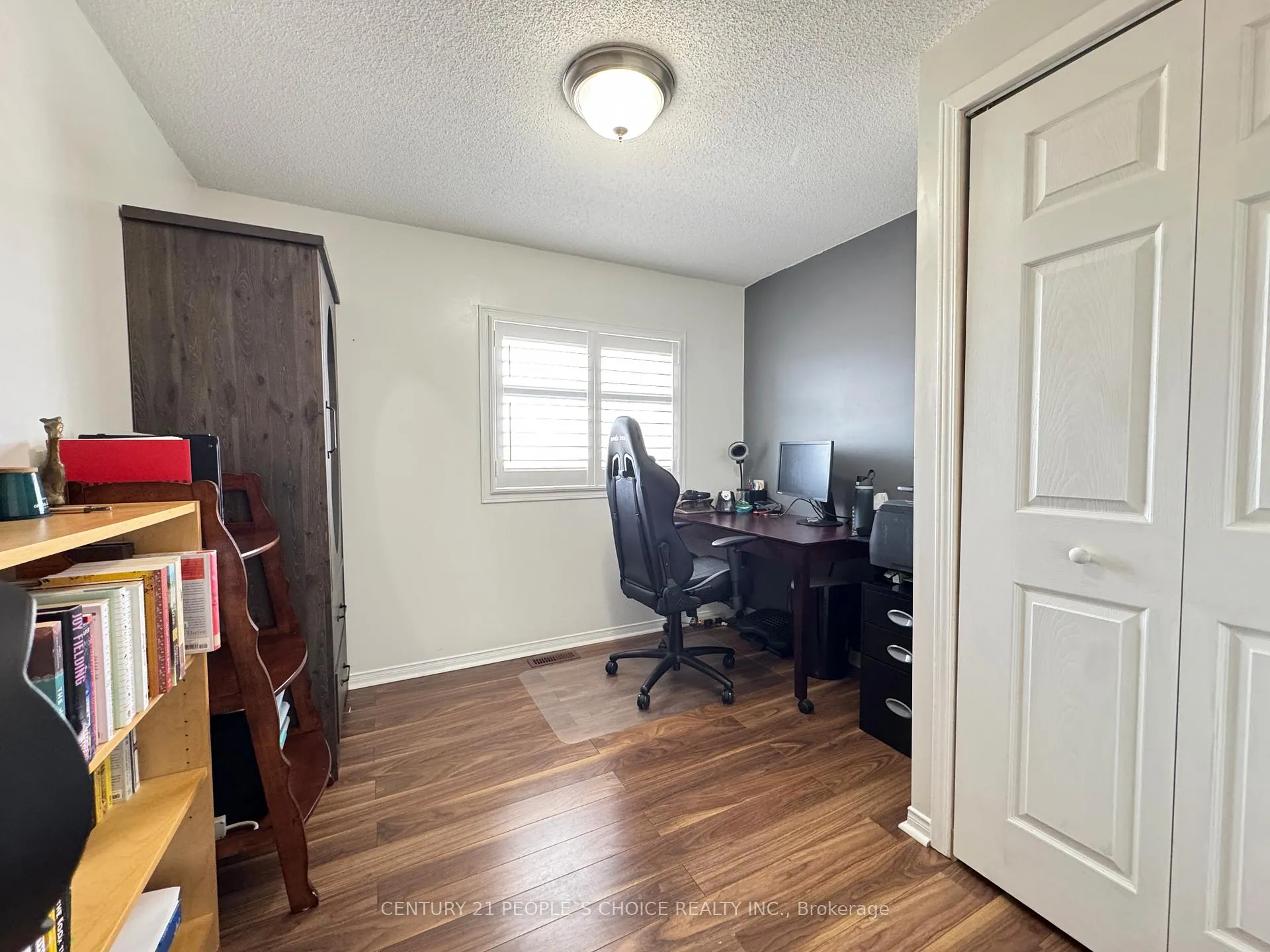 Photo 20 of 26 Booth Lane, Barrie, Painswick South — HOMEH