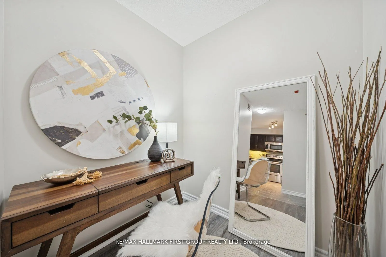 Photo 7 of Unit 406, 1600 Charles Street, Whitby, Port Whitby — HOMEH