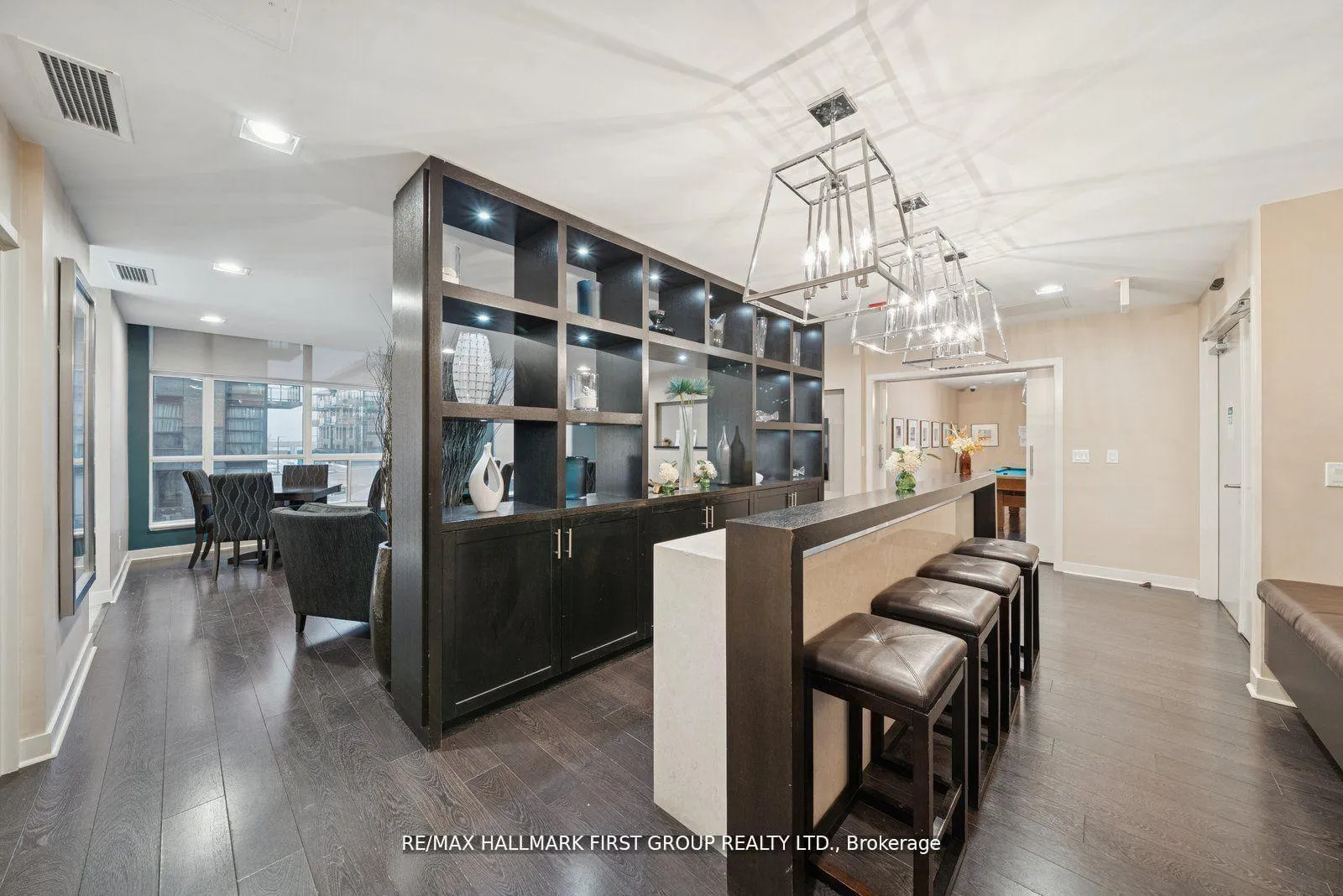 Photo 24 of Unit 406, 1600 Charles Street, Whitby, Port Whitby — HOMEH