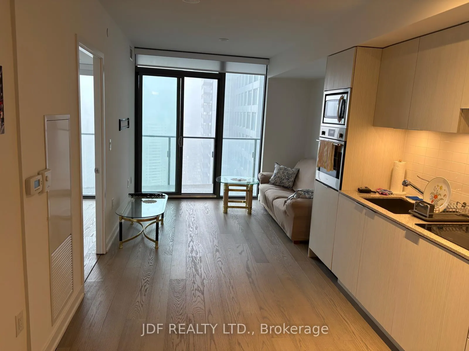 Photo 6 of Unit 2709, 11 Wellesley Street W, Toronto, Bay Street Corridor — HOMEH