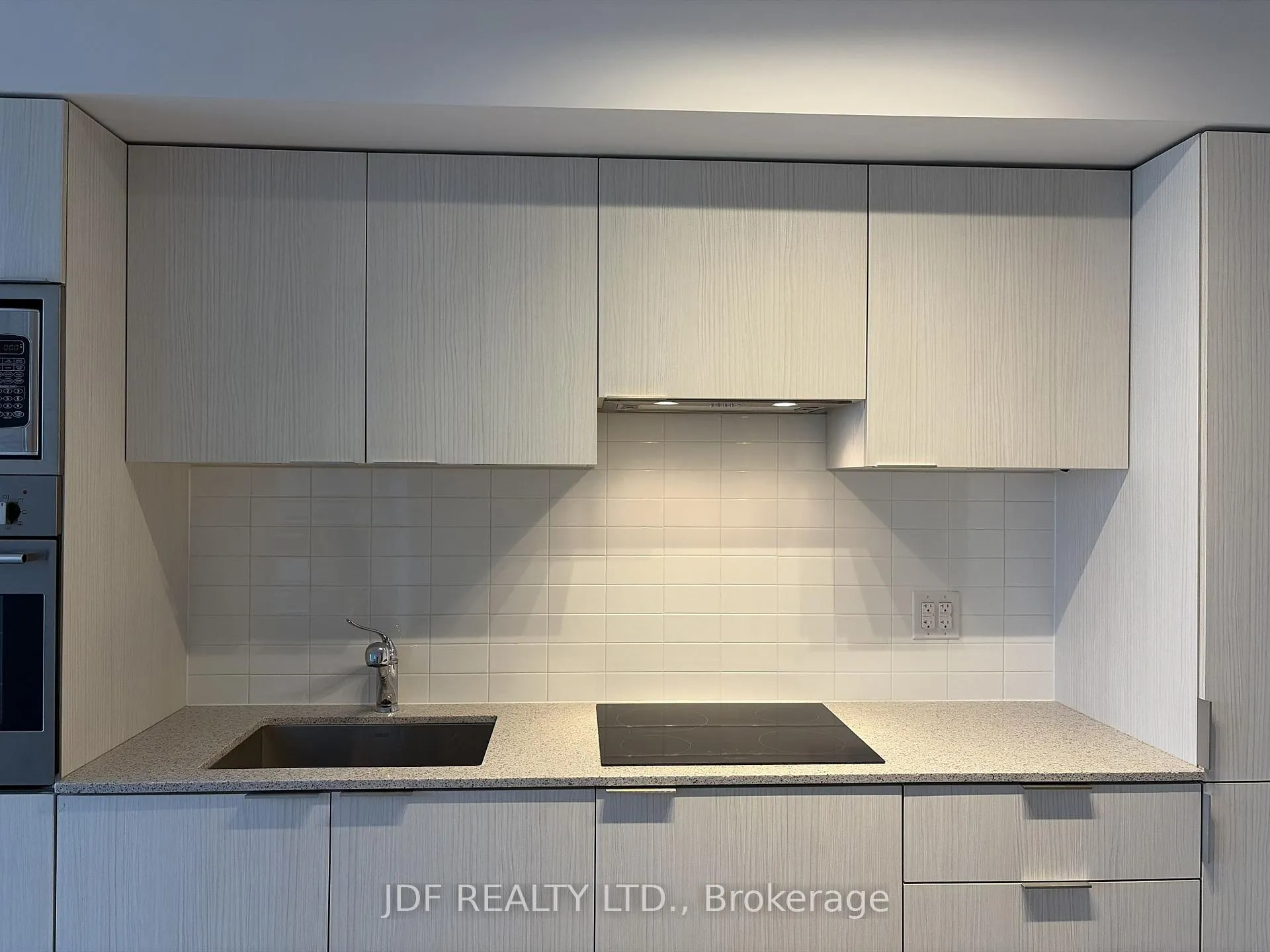 Photo 9 of Unit 2709, 11 Wellesley Street W, Toronto, Bay Street Corridor — HOMEH