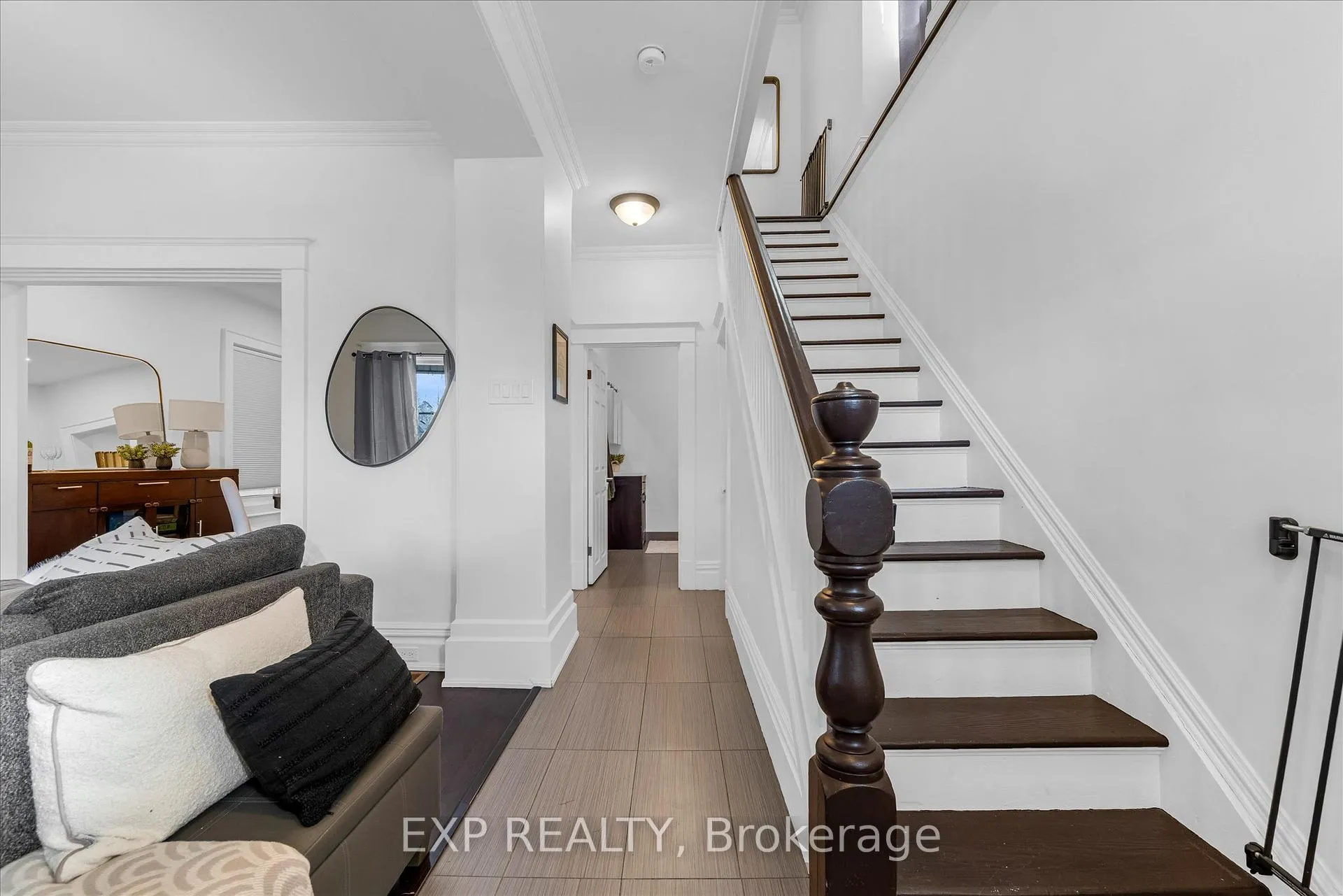 Photo 4 of 21 East 21st Street, Hamilton, Eastmount — HOMEH