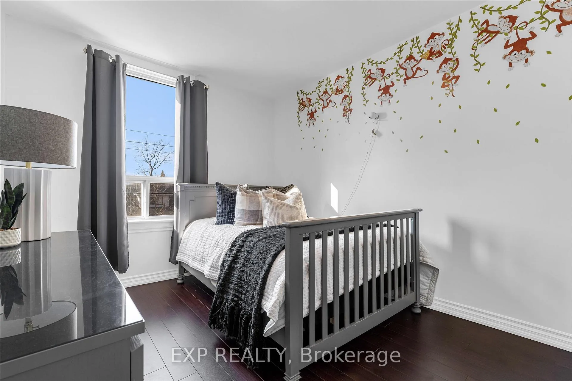 Photo 23 of 21 East 21st Street, Hamilton, Eastmount — HOMEH