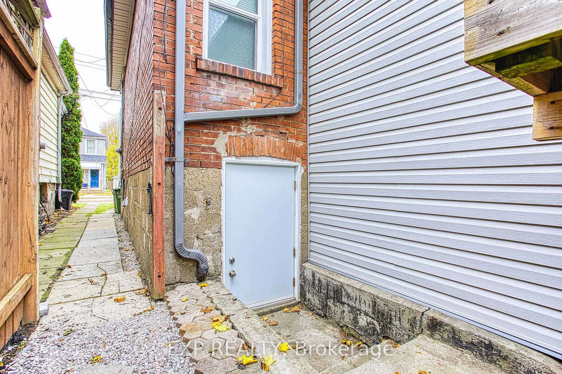 Photo 27 of 21 East 21st Street, Hamilton, Eastmount — HOMEH