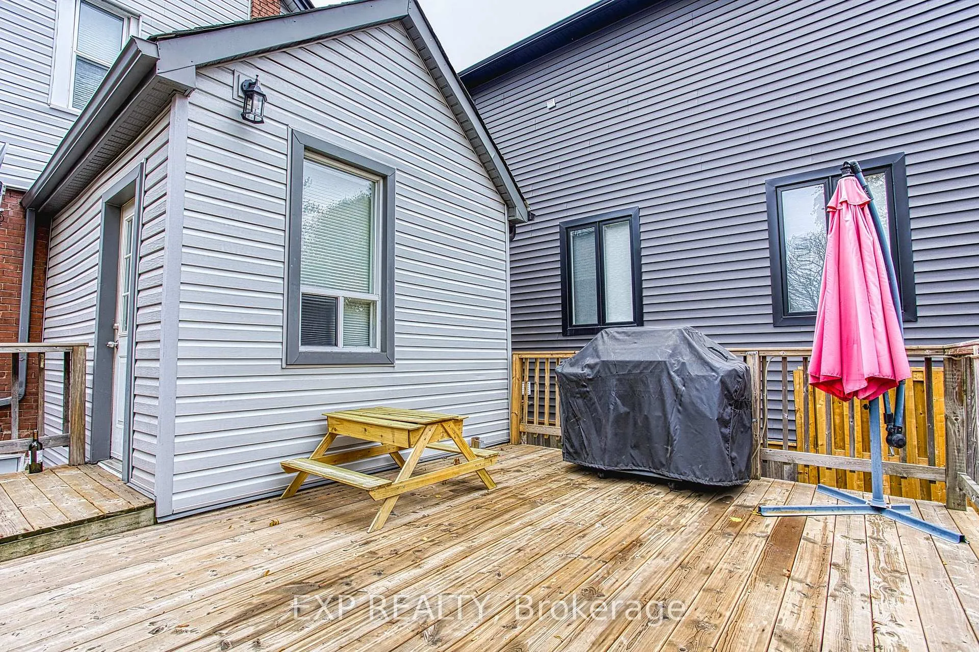 Photo 32 of 21 East 21st Street, Hamilton, Eastmount — HOMEH