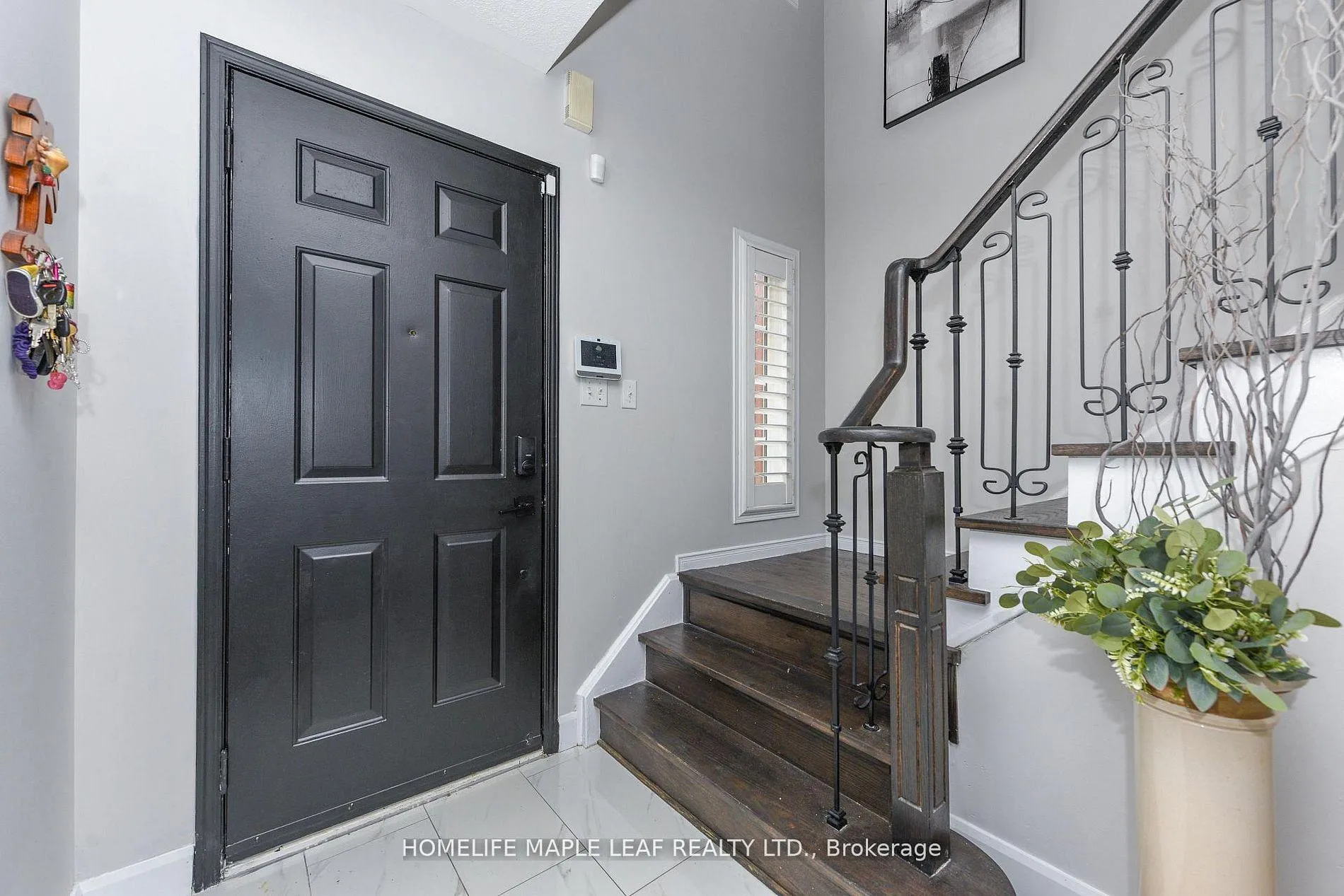 Photo 6 of 250 Brisdale Drive, Brampton, Fletcher's Meadow — HOMEH