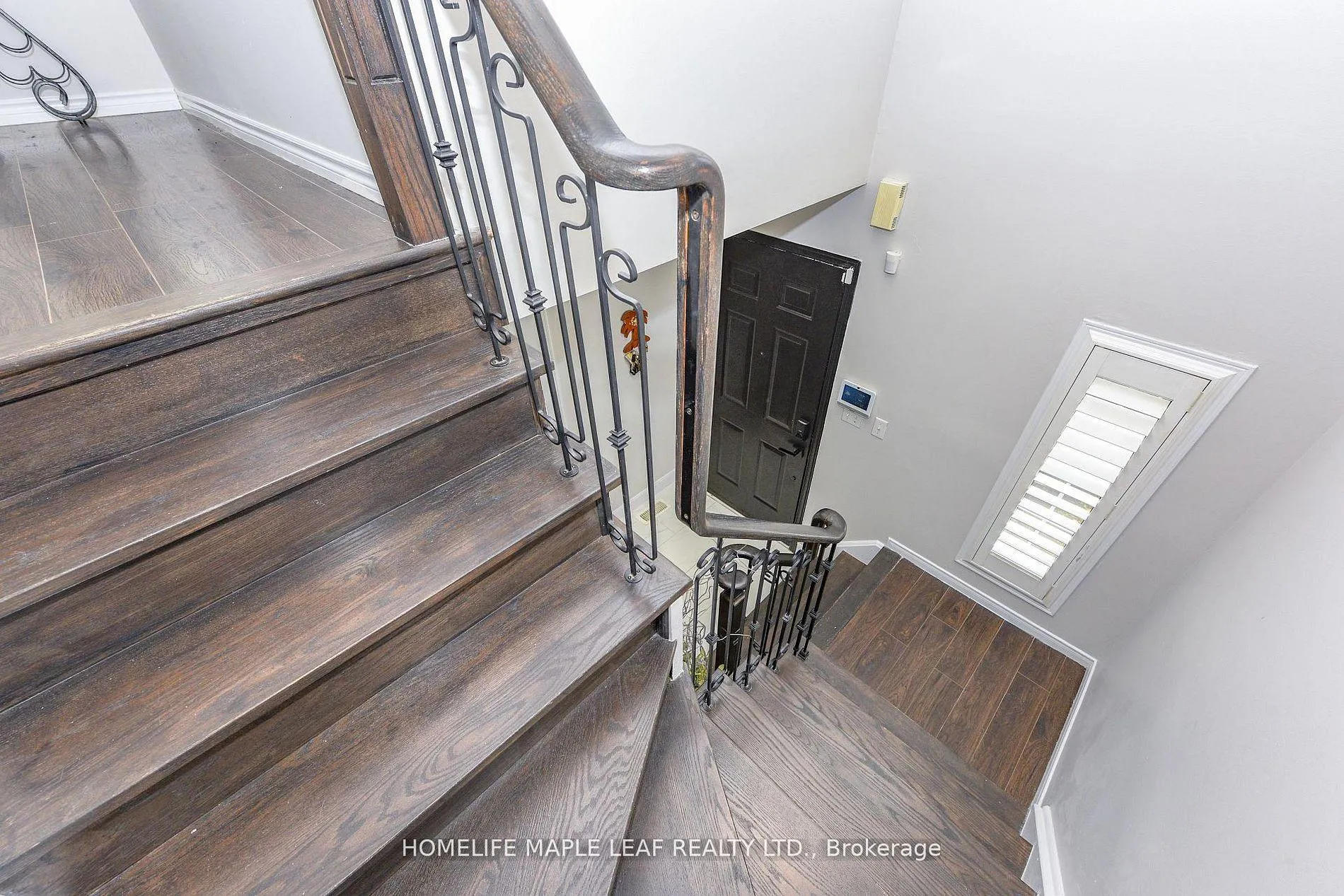 Photo 17 of 250 Brisdale Drive, Brampton, Fletcher's Meadow — HOMEH
