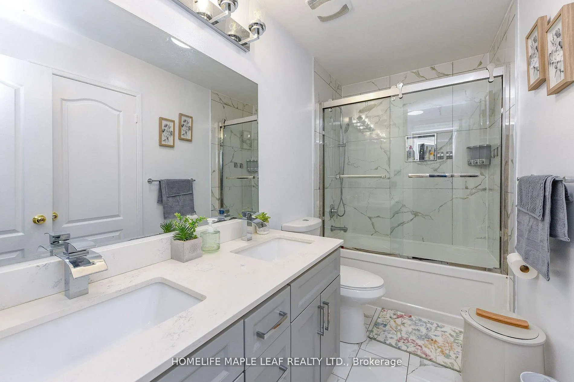 Photo 26 of 250 Brisdale Drive, Brampton, Fletcher's Meadow — HOMEH