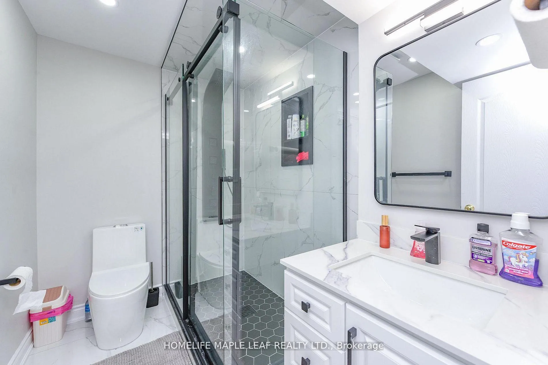 Photo 30 of 250 Brisdale Drive, Brampton, Fletcher's Meadow — HOMEH