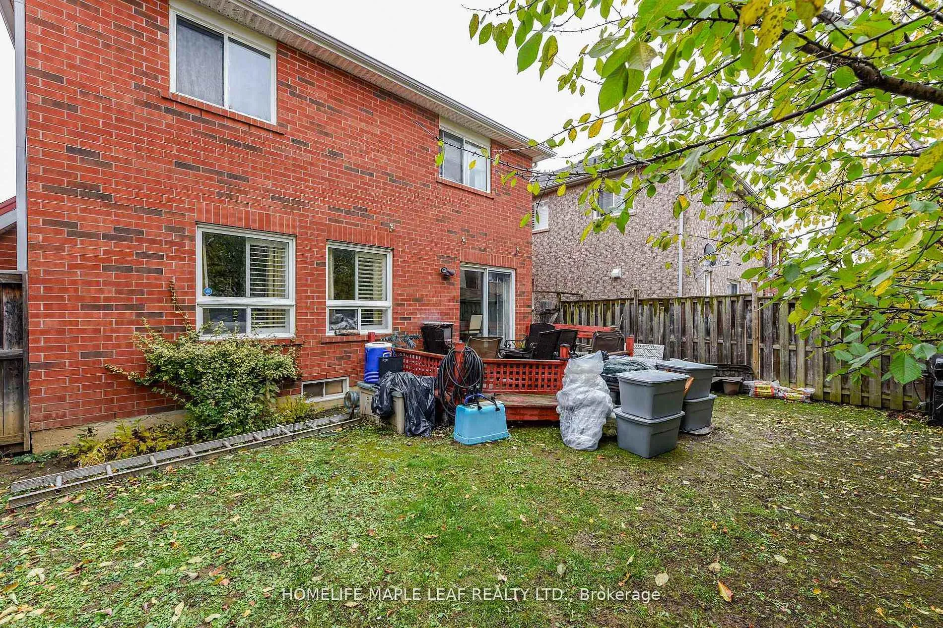 Photo 41 of 250 Brisdale Drive, Brampton, Fletcher's Meadow — HOMEH