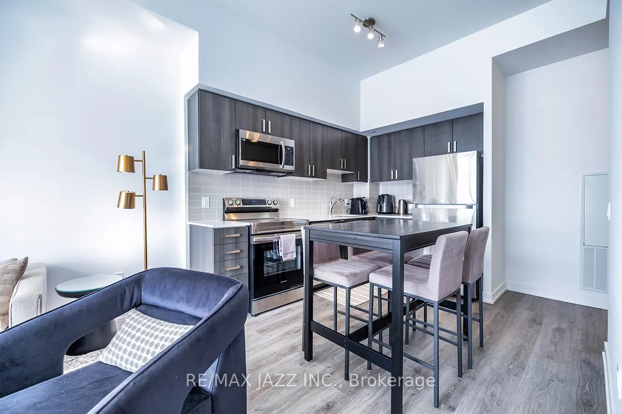 Photo 3 of Unit 1703, 1480 Bayly Street, Pickering, Bay Ridges — HOMEH