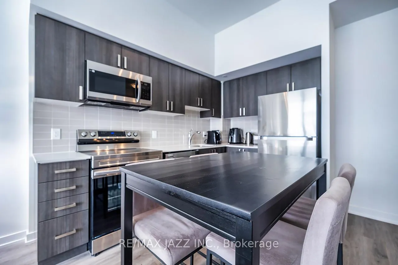 Photo 4 of Unit 1703, 1480 Bayly Street, Pickering, Bay Ridges — HOMEH