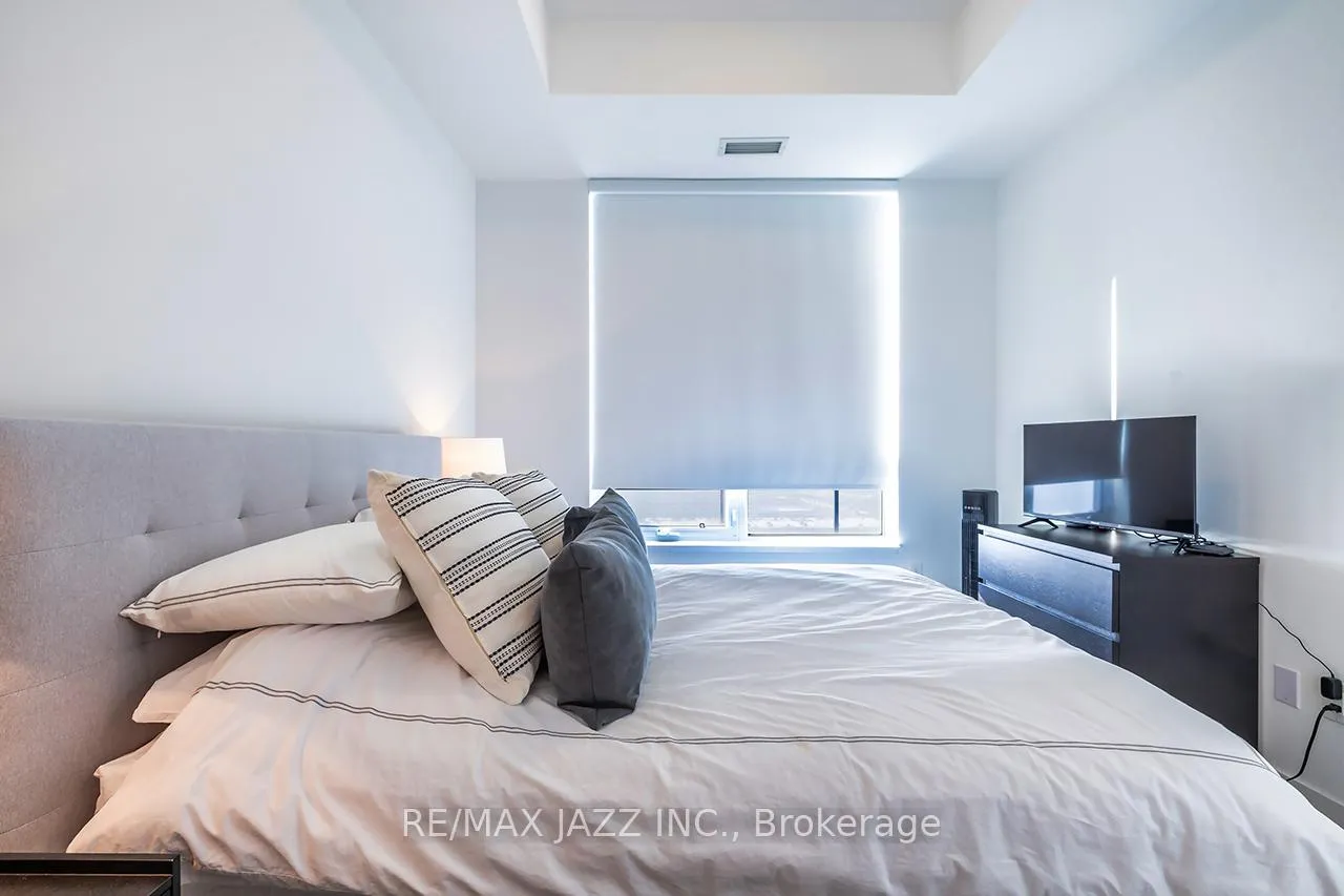 Photo 17 of Unit 1703, 1480 Bayly Street, Pickering, Bay Ridges — HOMEH