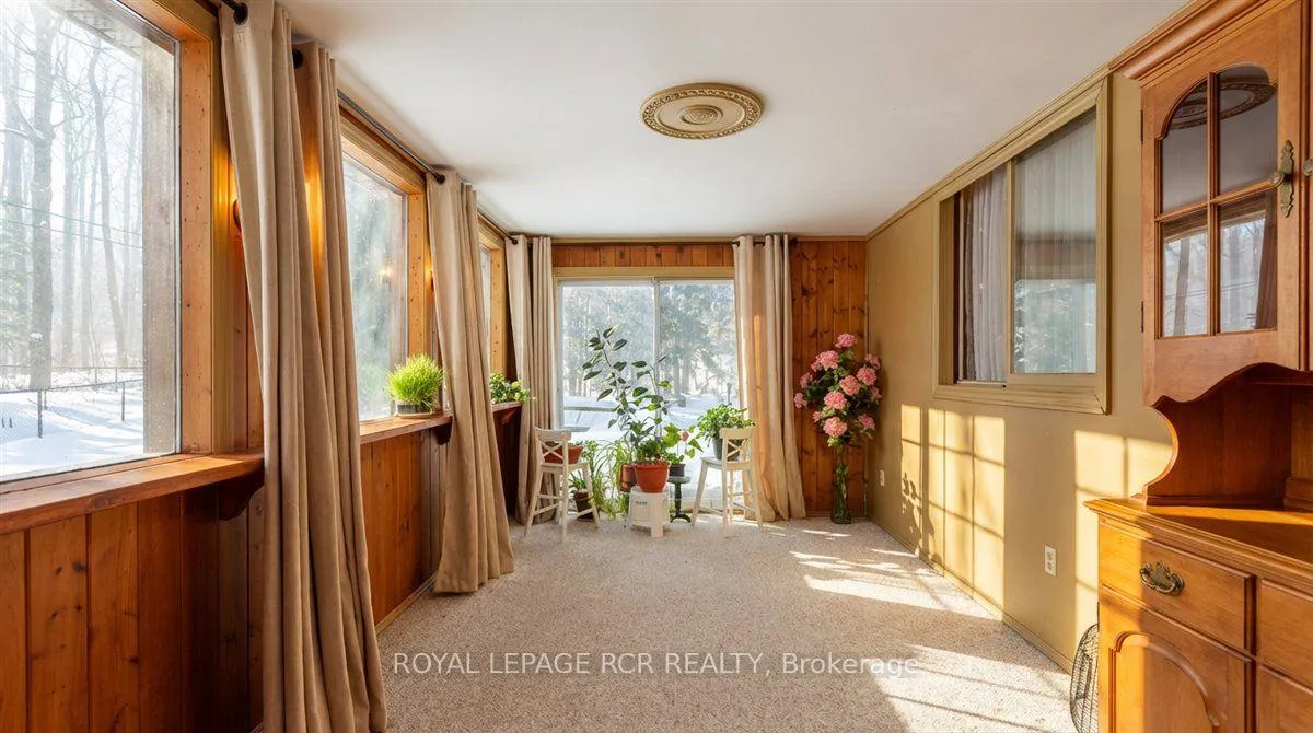 Photo 14 of 243 Ashworth Road, Uxbridge, Rural Uxbridge — HOMEH