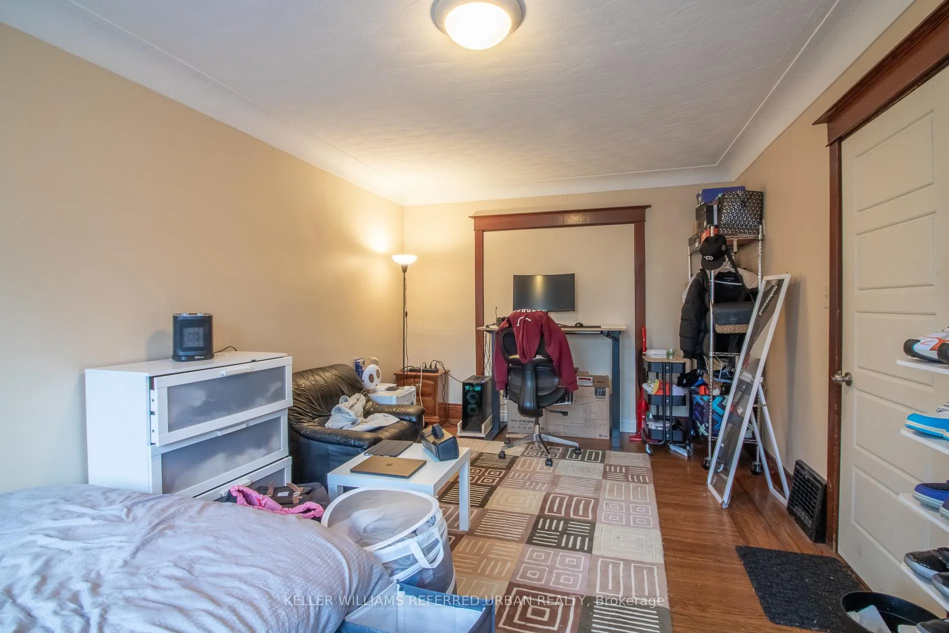 Photo 11 of 36 Haddon Avenue N, Hamilton, Westdale — HOMEH