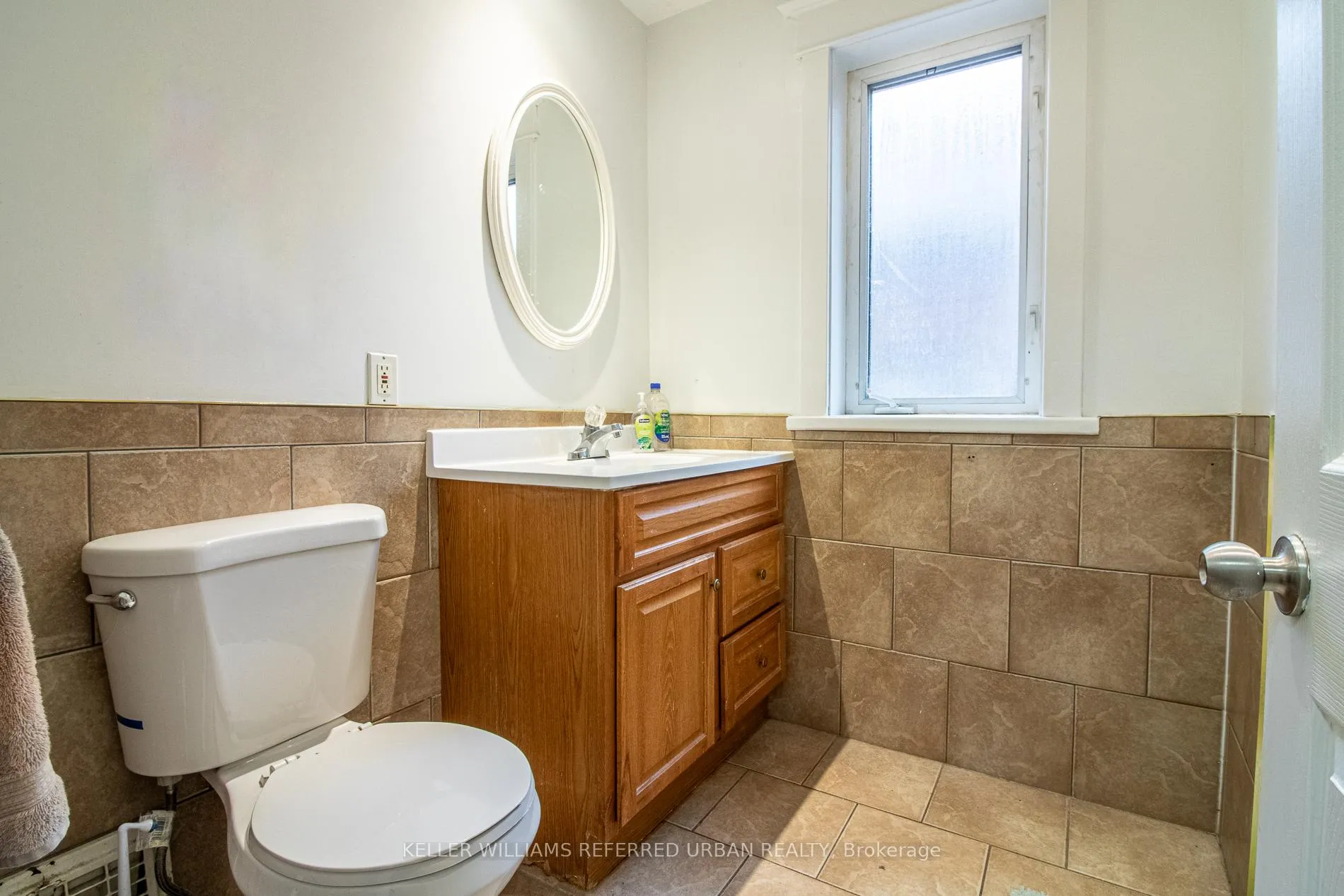 Photo 21 of 36 Haddon Avenue N, Hamilton, Westdale — HOMEH
