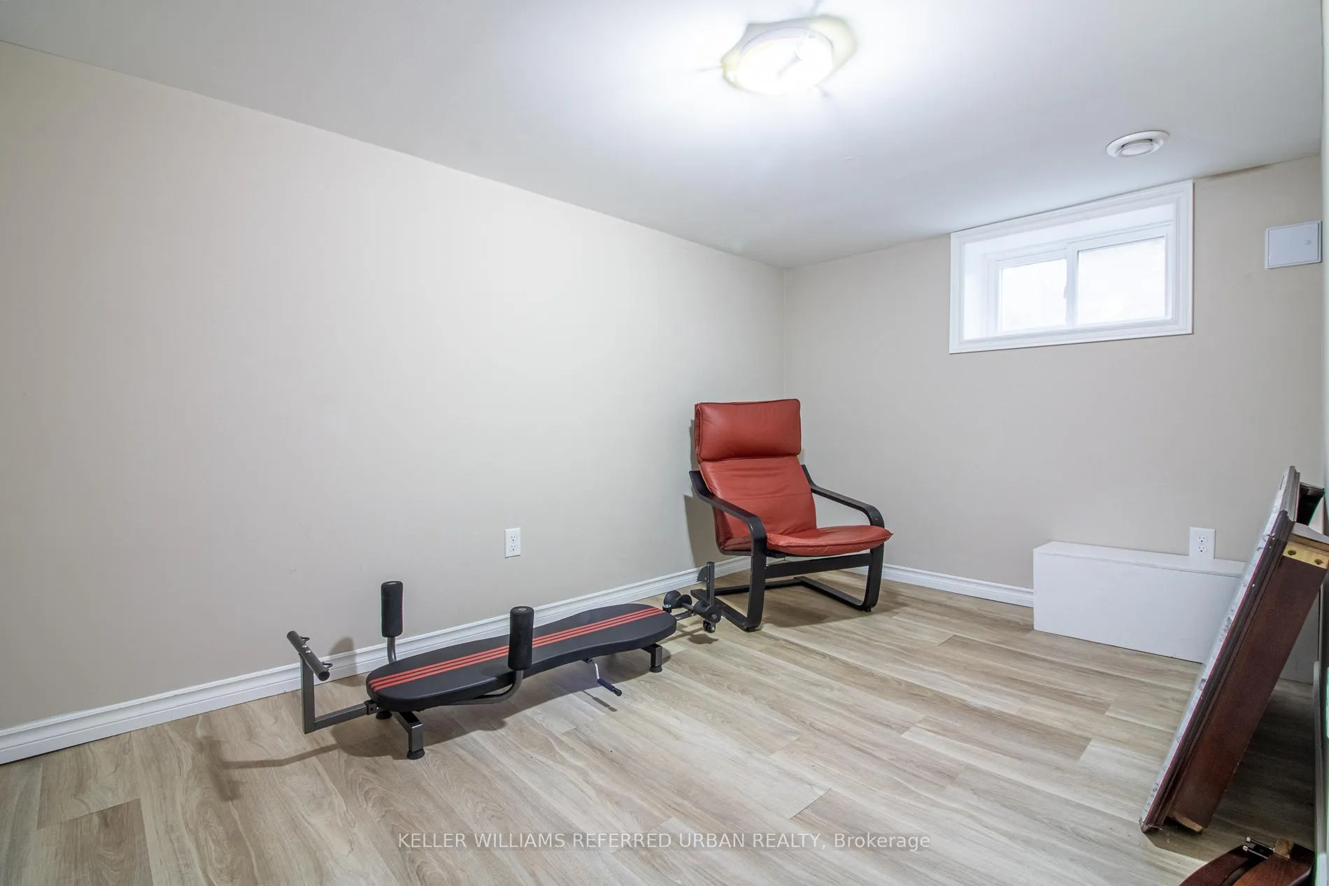 Photo 24 of 36 Haddon Avenue N, Hamilton, Westdale — HOMEH
