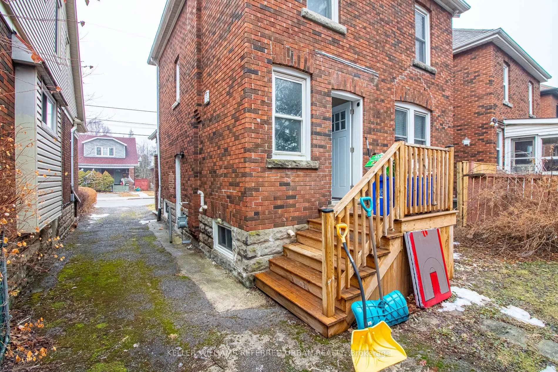 Photo 31 of 36 Haddon Avenue N, Hamilton, Westdale — HOMEH