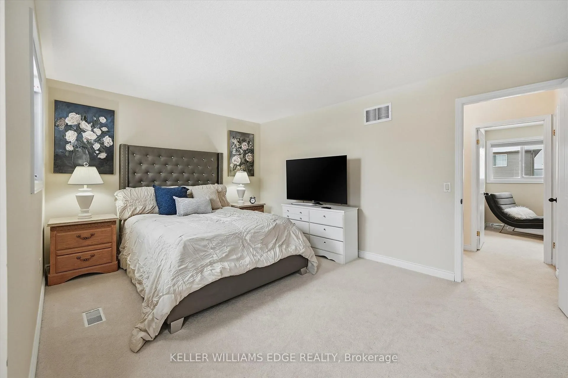 Photo 20 of 38 Grindstone Way, Hamilton, Waterdown — HOMEH