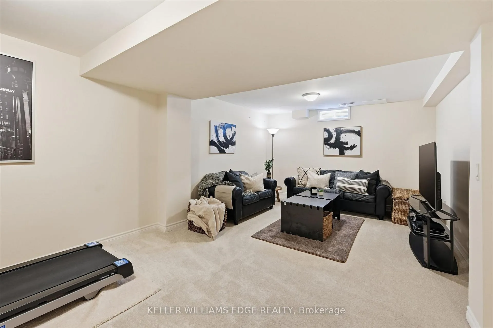 Photo 31 of 38 Grindstone Way, Hamilton, Waterdown — HOMEH
