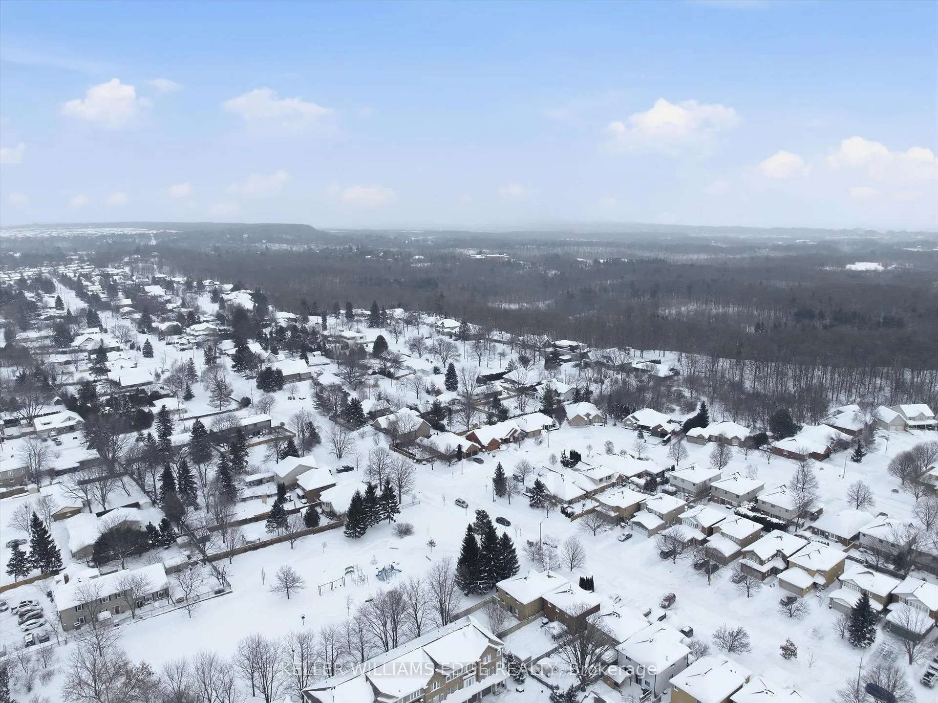 Photo 35 of 38 Grindstone Way, Hamilton, Waterdown — HOMEH