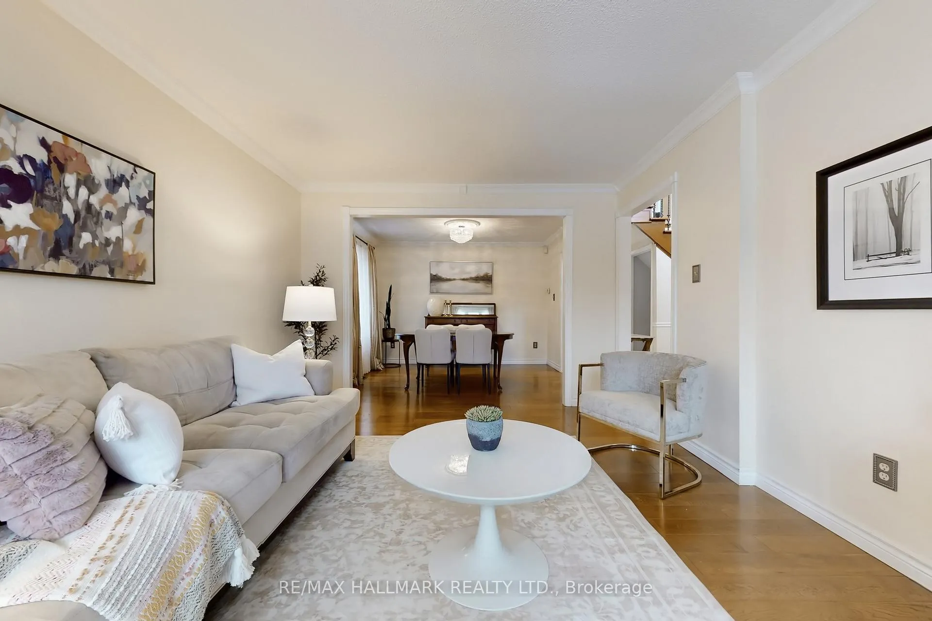 Photo 6 of 45 Larkin Avenue, Markham, Markham Village — HOMEH