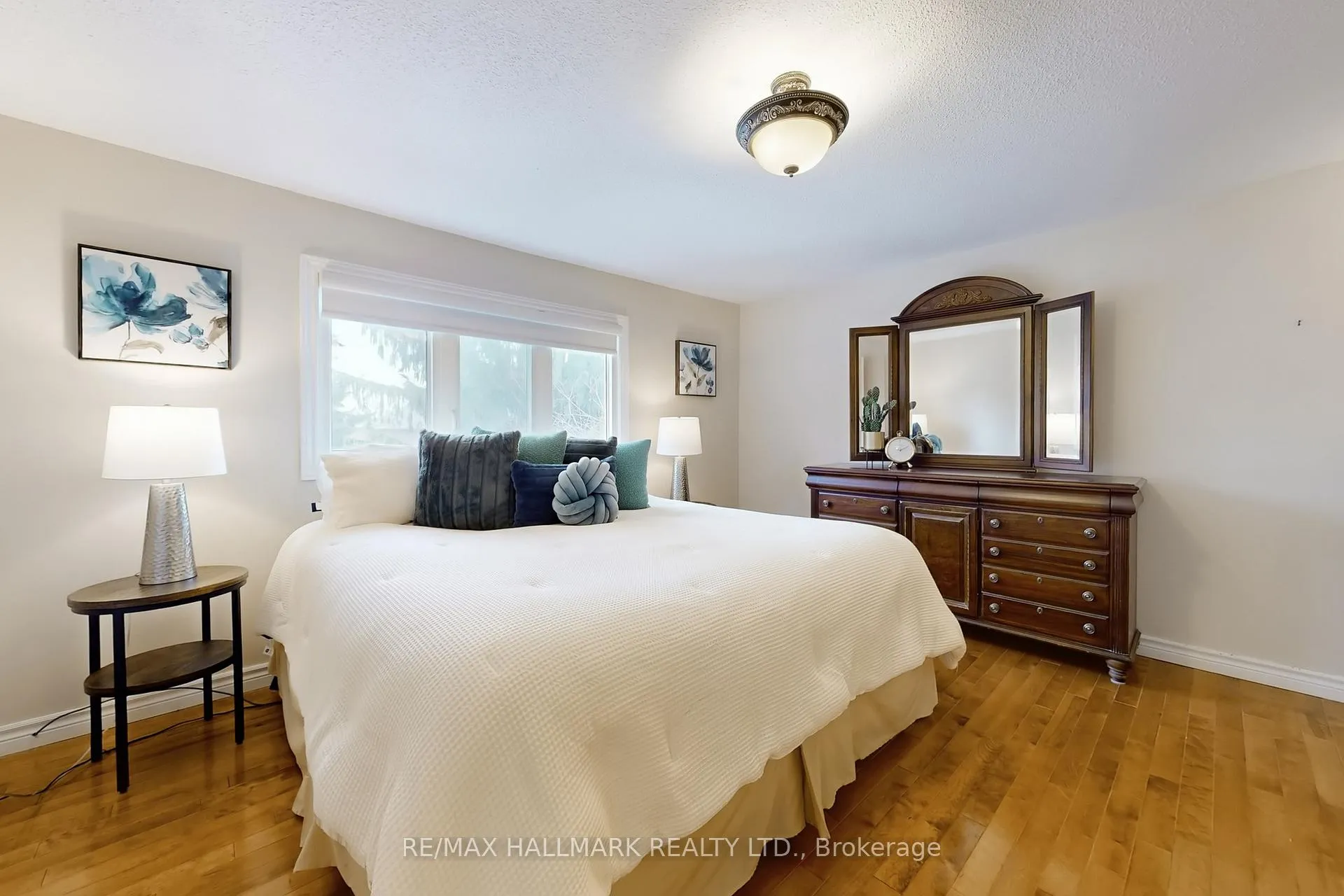 Photo 22 of 45 Larkin Avenue, Markham, Markham Village — HOMEH