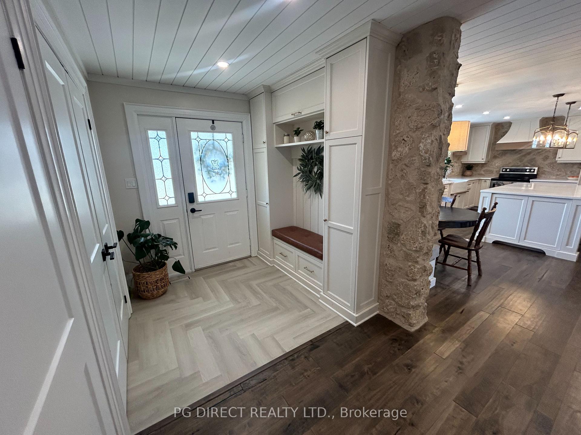 Photo 8 of 7799 Eighth Line, Mapleton, Rural Mapleton — HOMEH