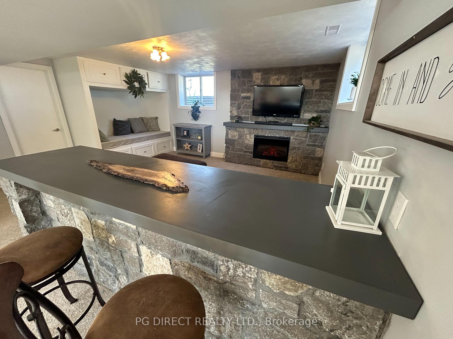 Photo 15 of 7799 Eighth Line, Mapleton, Rural Mapleton — HOMEH