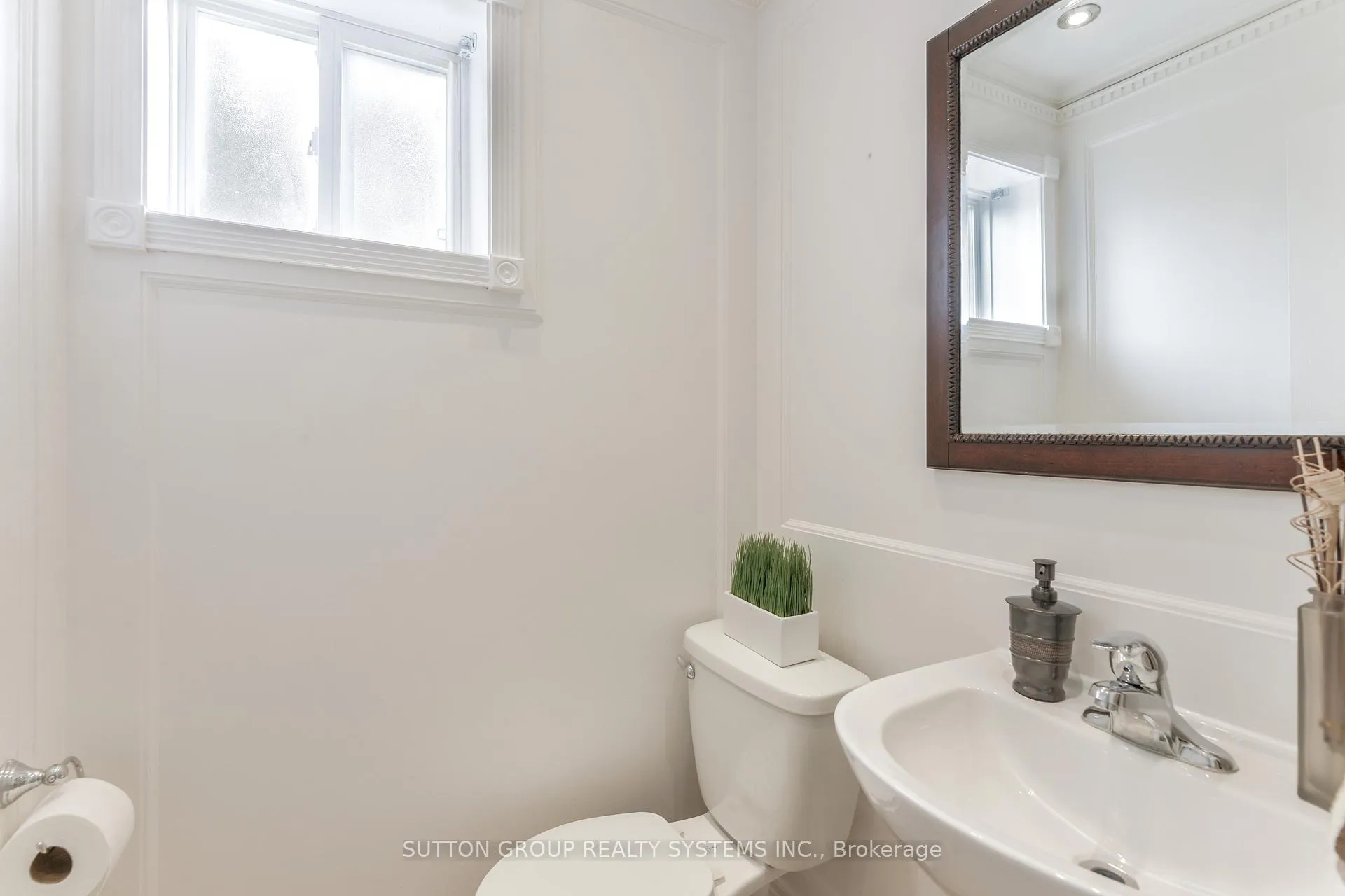 Photo 10 of Unit Upper, 19 Welbeck Drive, Brampton, Northwood Park — HOMEH