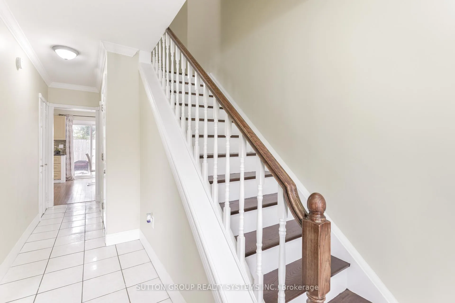 Photo 12 of Unit Upper, 19 Welbeck Drive, Brampton, Northwood Park — HOMEH