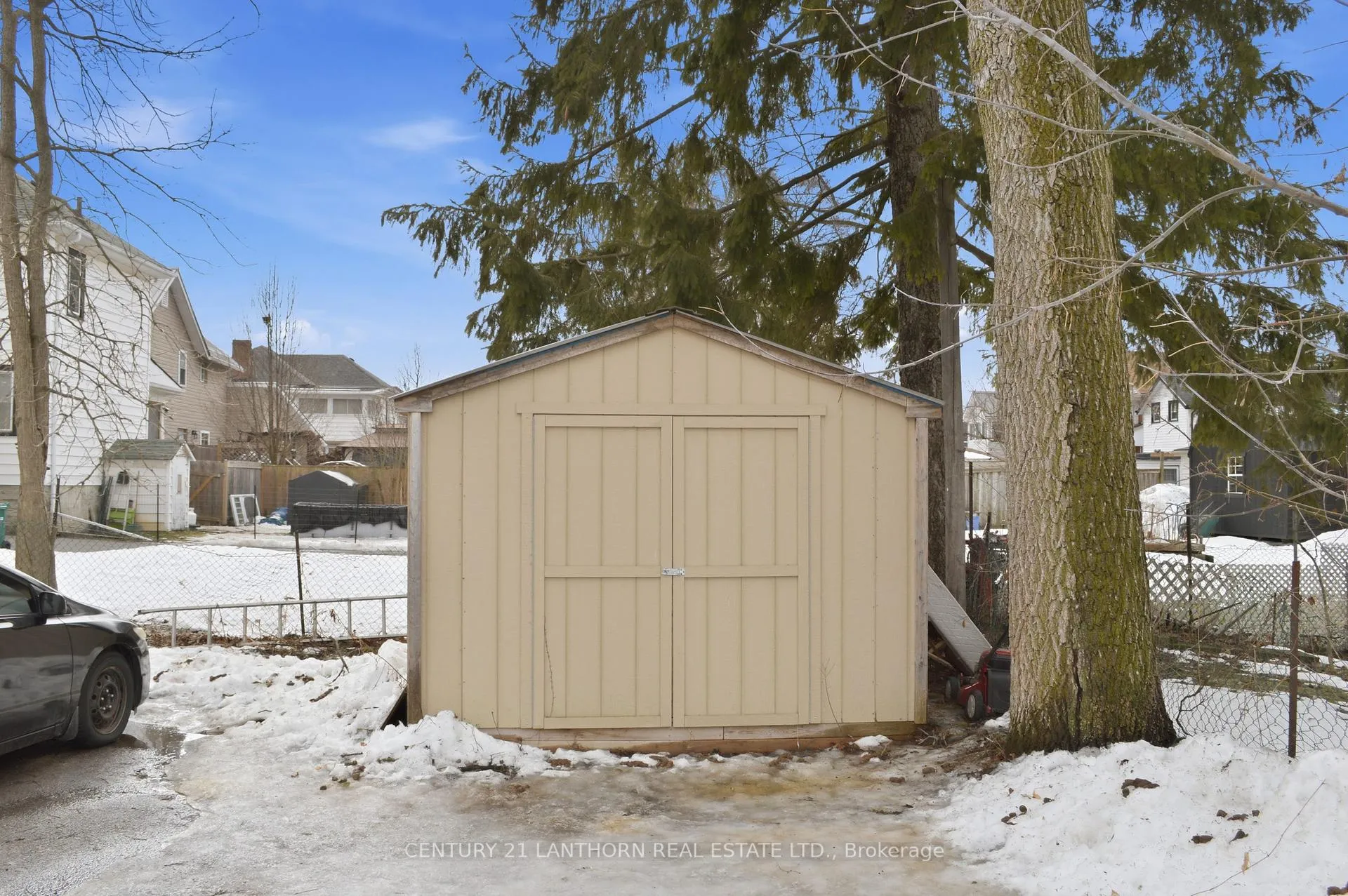 Photo 9 of 100 Chatham Street, Belleville, Belleville Ward — HOMEH