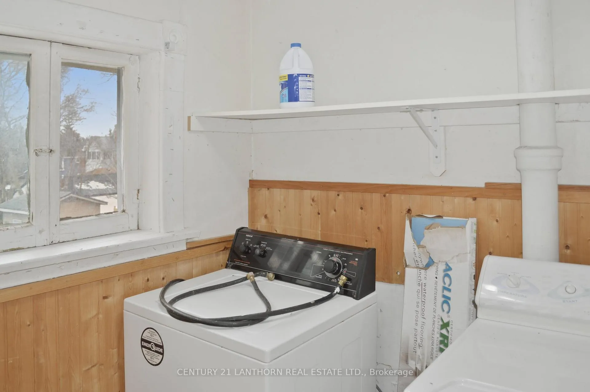 Photo 21 of 100 Chatham Street, Belleville, Belleville Ward — HOMEH