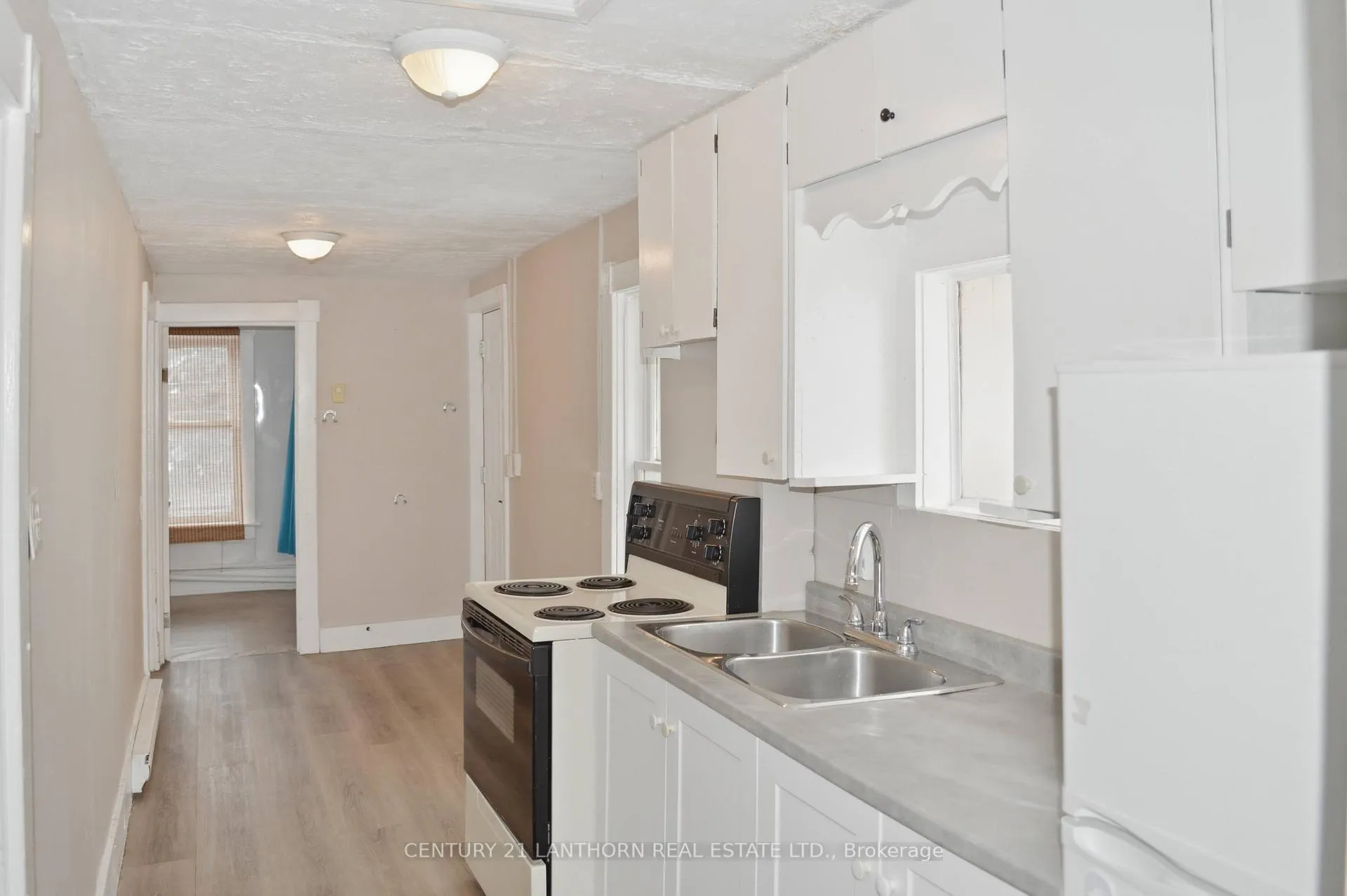 Photo 22 of 100 Chatham Street, Belleville, Belleville Ward — HOMEH