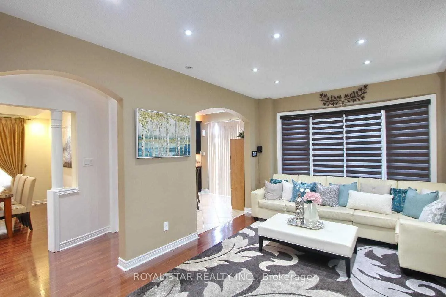 Photo 9 of 38 Riverglen Street, Brampton, Bram East — HOMEH