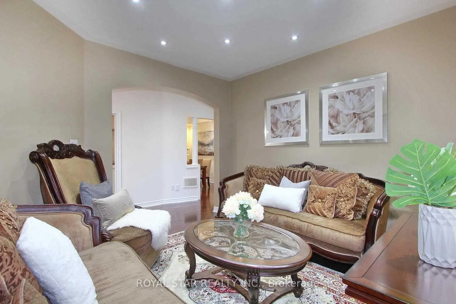 Photo 17 of 38 Riverglen Street, Brampton, Bram East — HOMEH