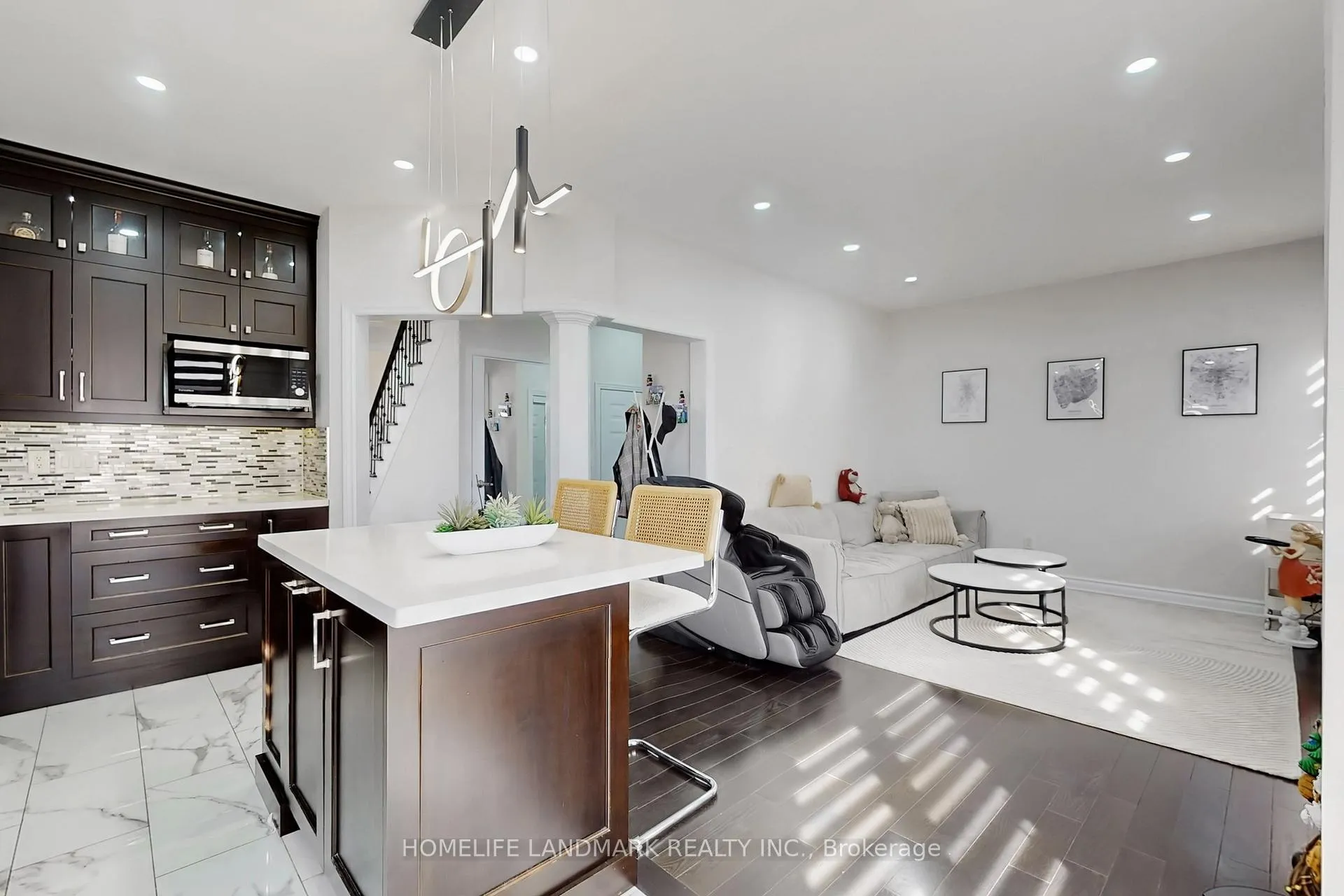 Photo 15 of 52 Lakespring Drive, Markham, Cachet — HOMEH
