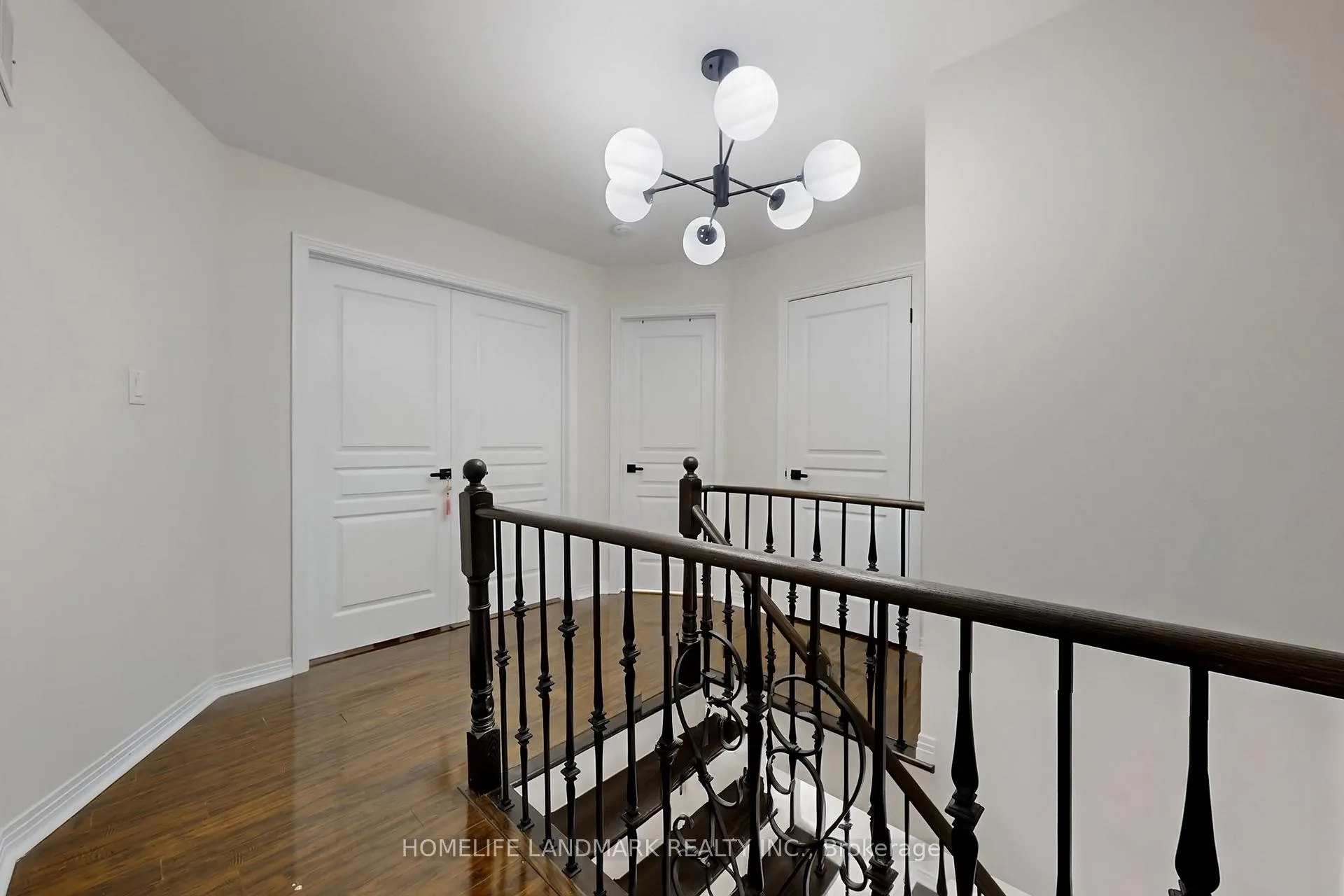 Photo 23 of 52 Lakespring Drive, Markham, Cachet — HOMEH