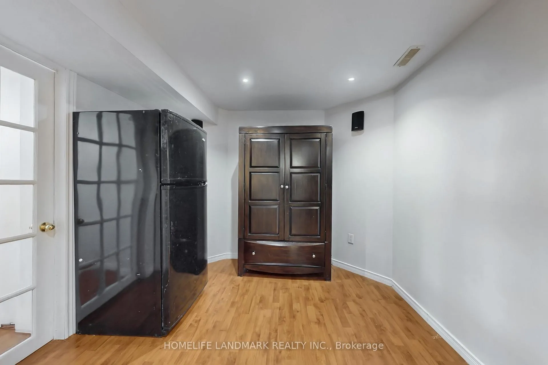 Photo 38 of 52 Lakespring Drive, Markham, Cachet — HOMEH