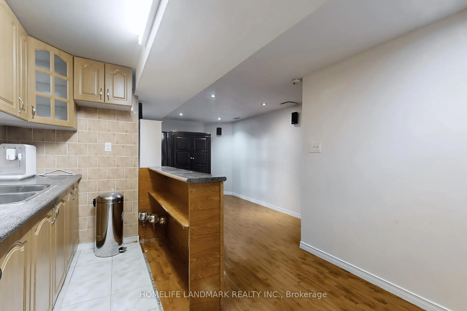 Photo 41 of 52 Lakespring Drive, Markham, Cachet — HOMEH