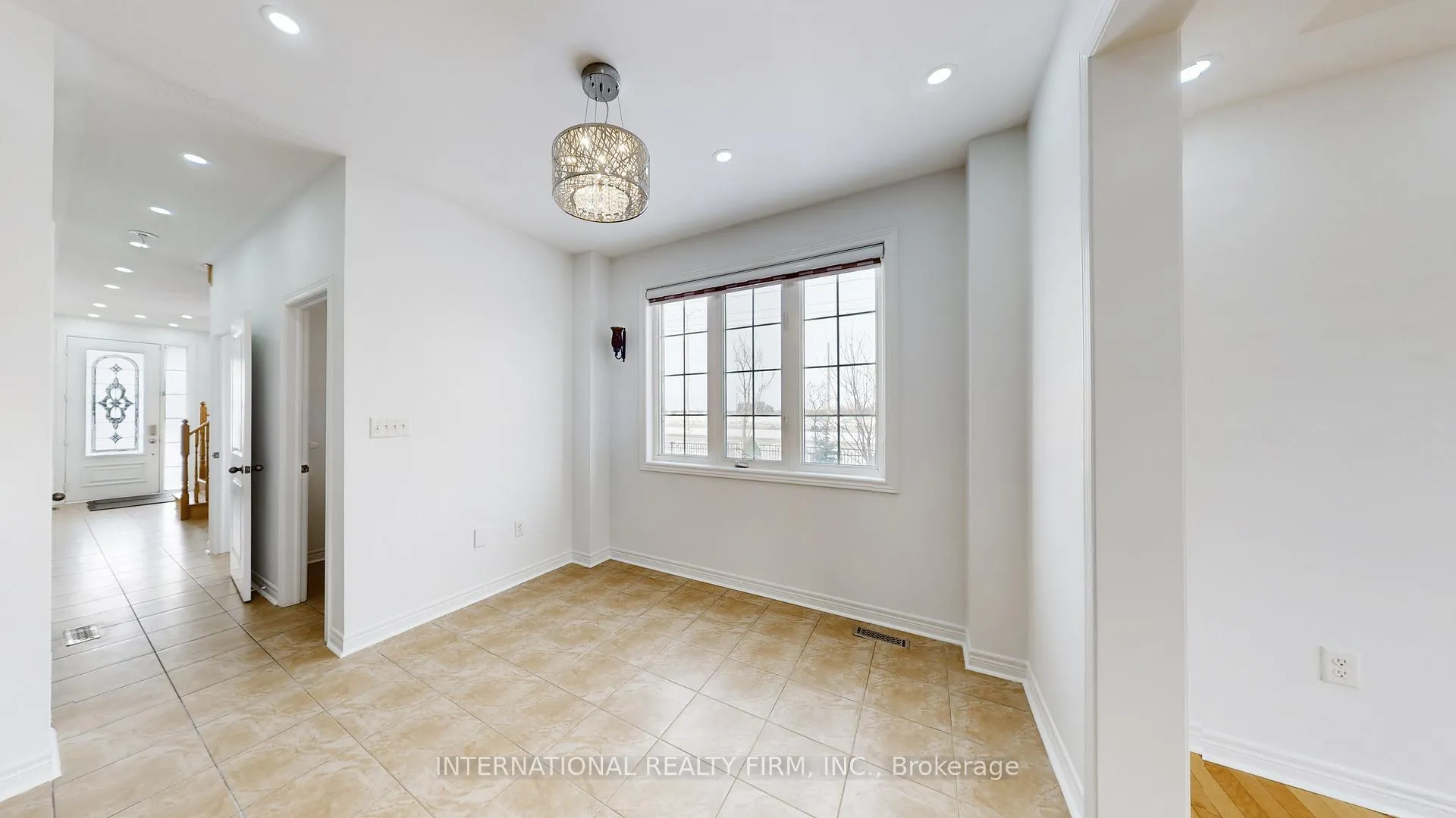 Photo 7 of 50 Biddens Square, Brampton, Bram East — HOMEH