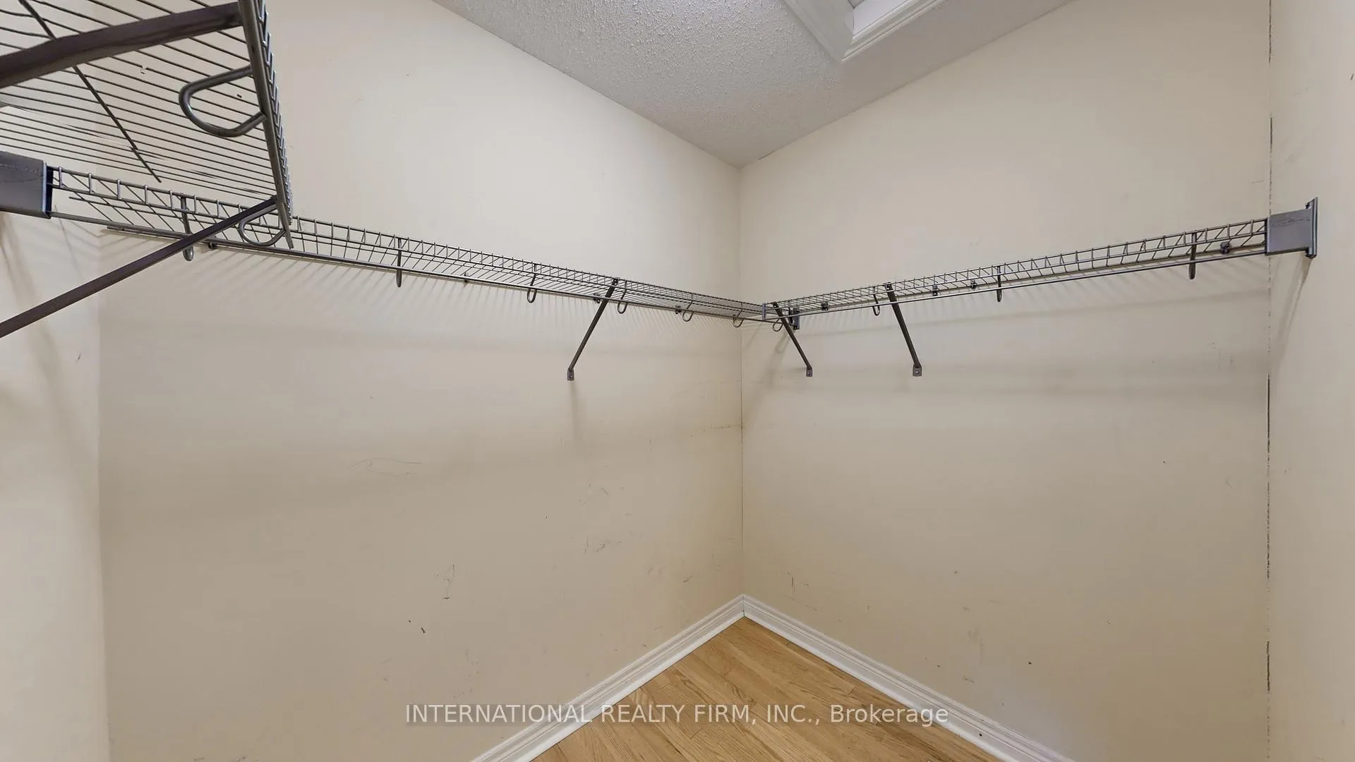 Photo 21 of 50 Biddens Square, Brampton, Bram East — HOMEH