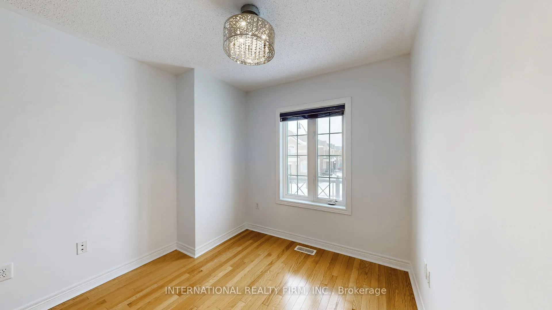 Photo 29 of 50 Biddens Square, Brampton, Bram East — HOMEH