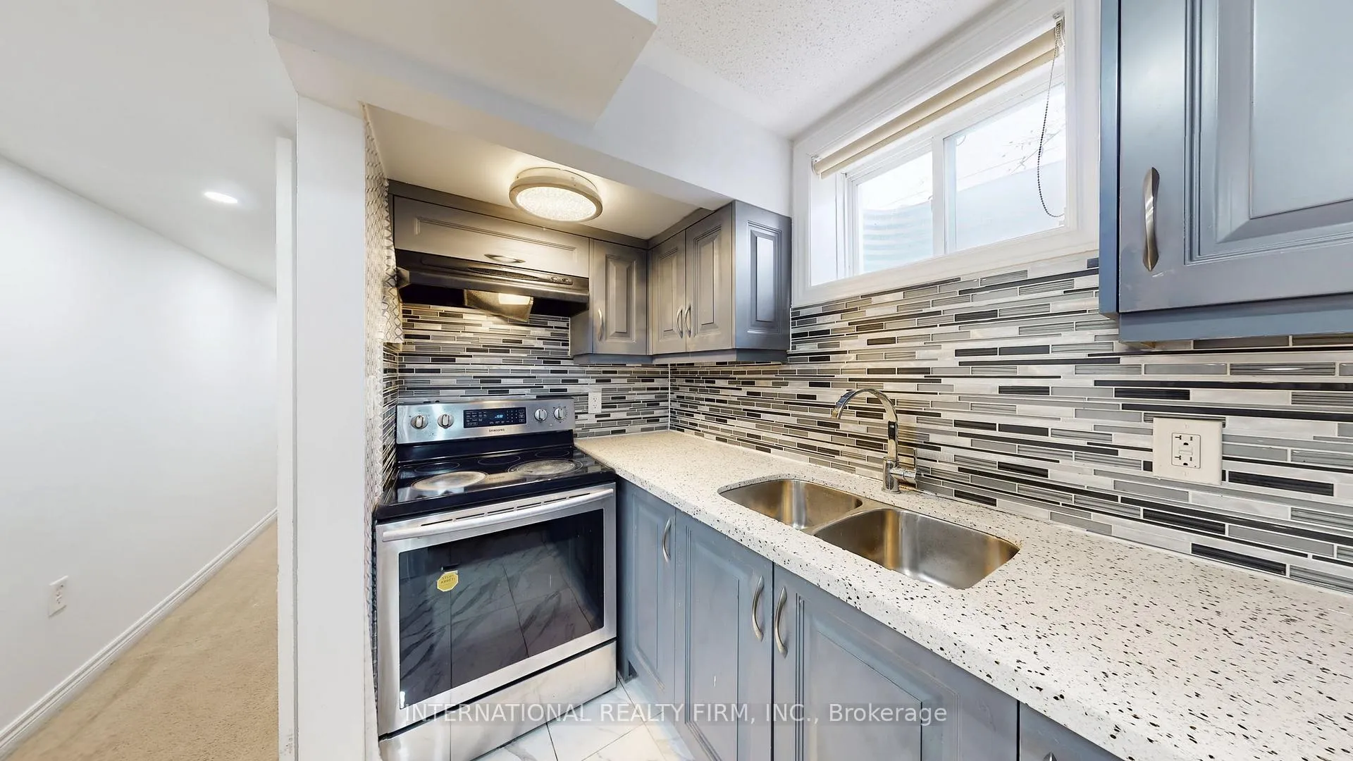 Photo 39 of 50 Biddens Square, Brampton, Bram East — HOMEH