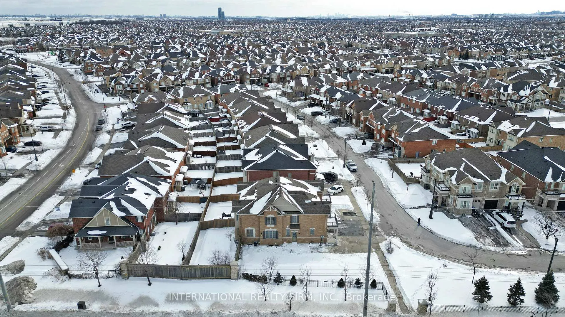 Photo 44 of 50 Biddens Square, Brampton, Bram East — HOMEH