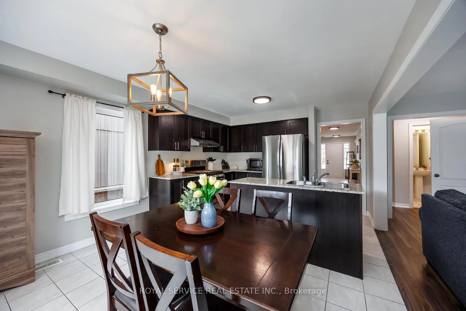 Photo 11 of 222 Bruce Cameron Drive, Clarington, Bowmanville — HOMEH