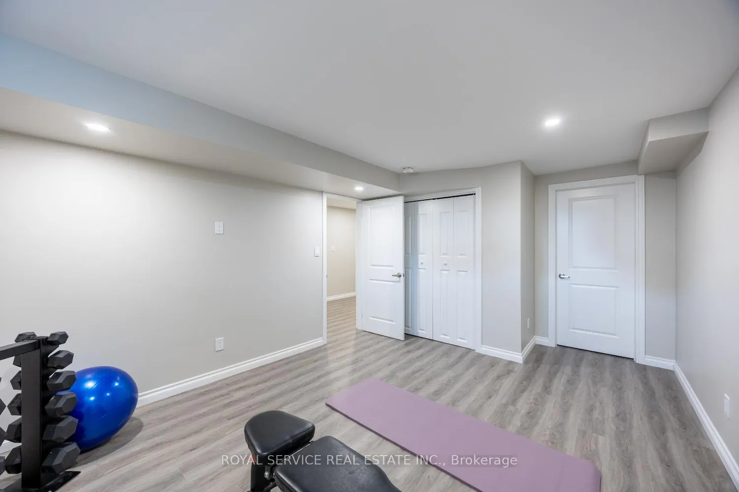Photo 32 of 222 Bruce Cameron Drive, Clarington, Bowmanville — HOMEH