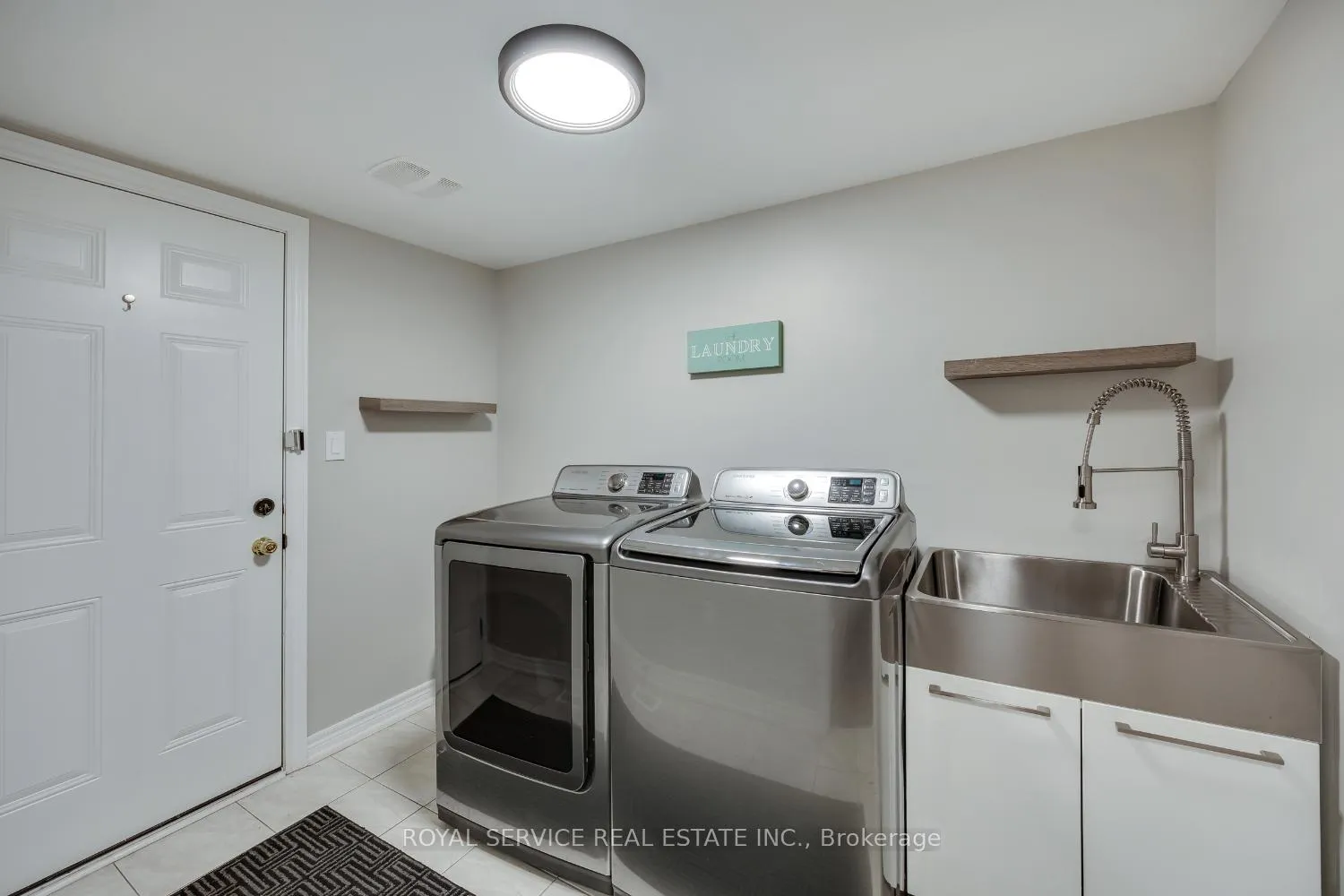 Photo 37 of 222 Bruce Cameron Drive, Clarington, Bowmanville — HOMEH